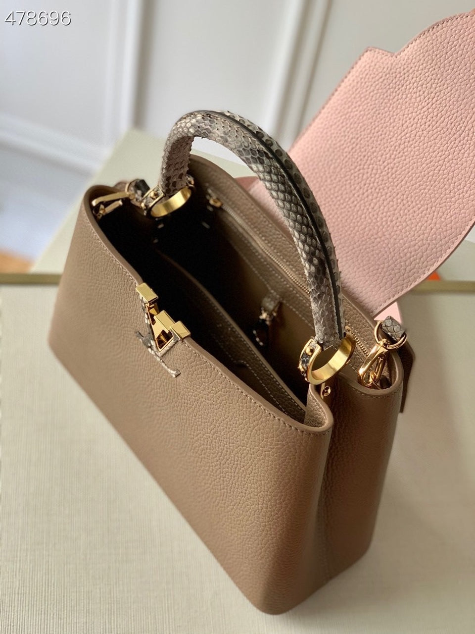 LV Capucines GLAMI Taurillon And Python Taupe Brown/Eau De Rose Pink For Women,  Shoulder And Crossbody Bags 10.4in/27cm LV M57539