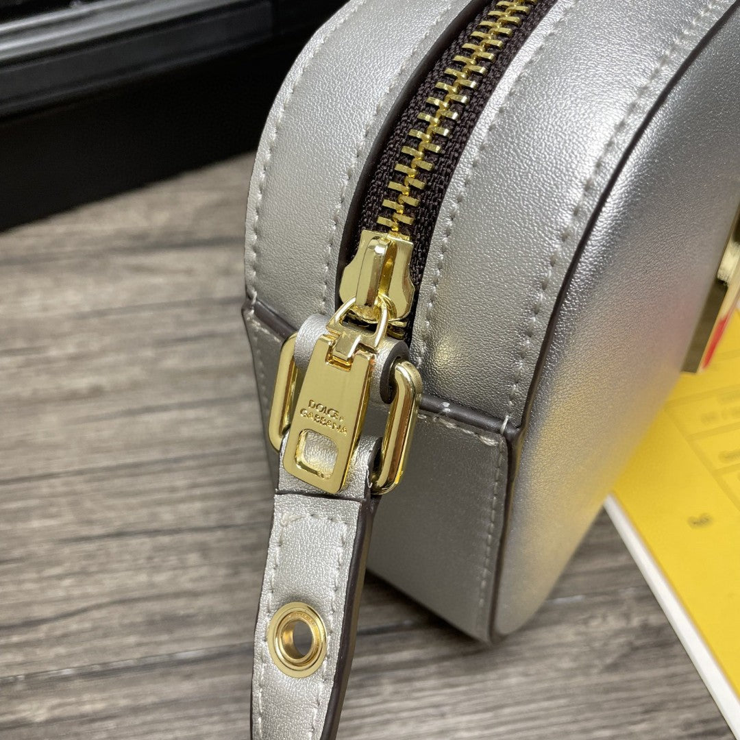 GLAMI Crossbody 3.5 Bag Silver For Women 7.5in/19cm GLAMI