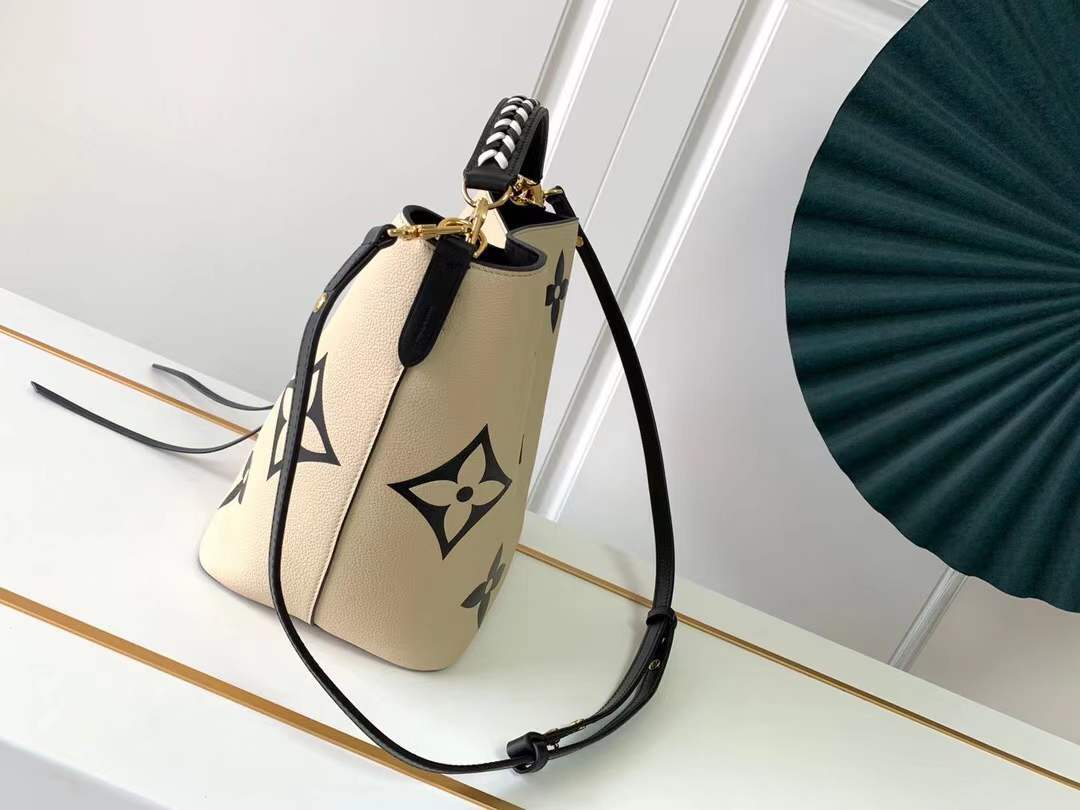 LV LV Crafty Neonoe MM Bucket Bag Creme For Women, WomenÃ¢â‚¬â„¢s Handbags, Shoulder Bags 10.2in/26cm LV M56889