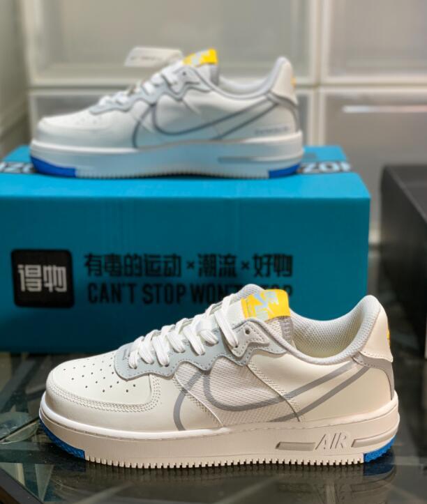 SAMC - NKE Shoes - 661