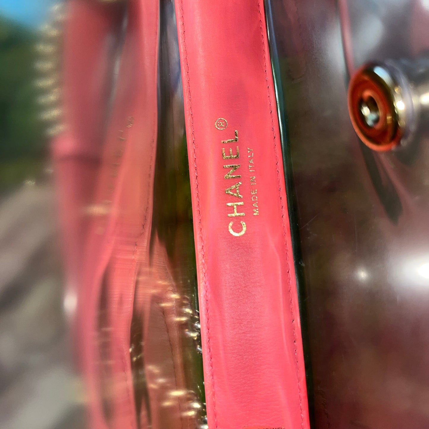 CHANEL Transparent And Pink Vinyl CC Chain Small Shoulder Bag