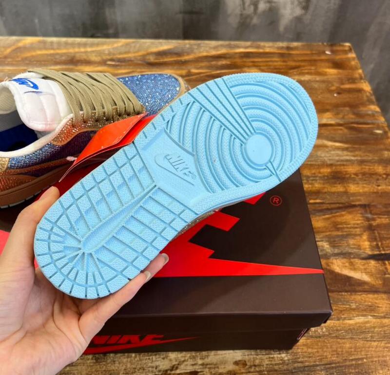 SAMC - NKE Shoes - 427