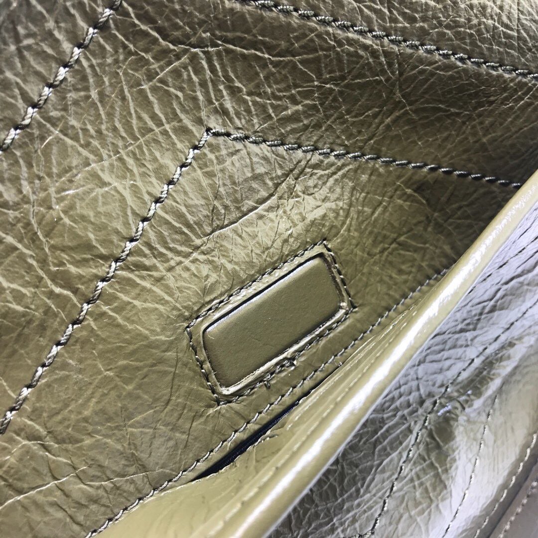 GLAMI Niki MeGLAMIum Chain Bag In Crinkled Vintage Green For Women 11in/28cm YSL 6331581YG041229