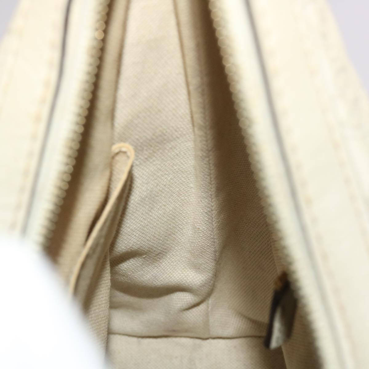 GUCCI Gucci Shima Shoulder Bag Leather White 002404 49070
