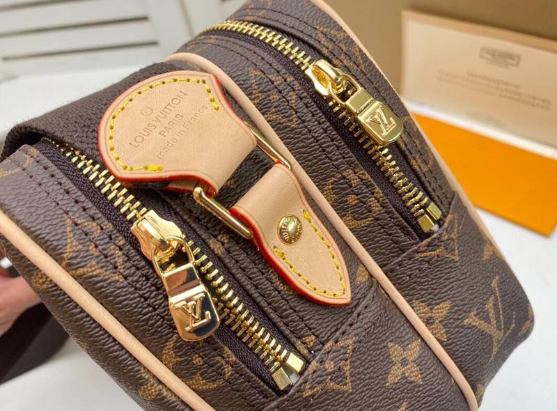 SAMC - LOV Bags - 2168