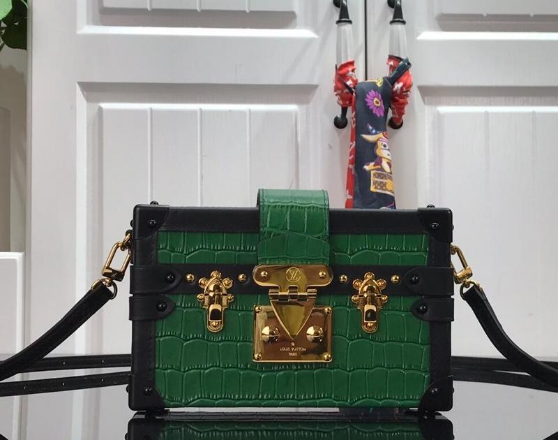 SAMC - LOV Bags - 2370