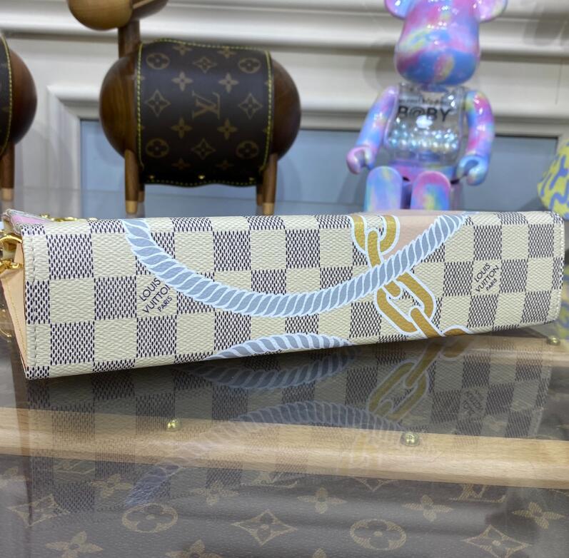 SAMC - LOV Bags - 990