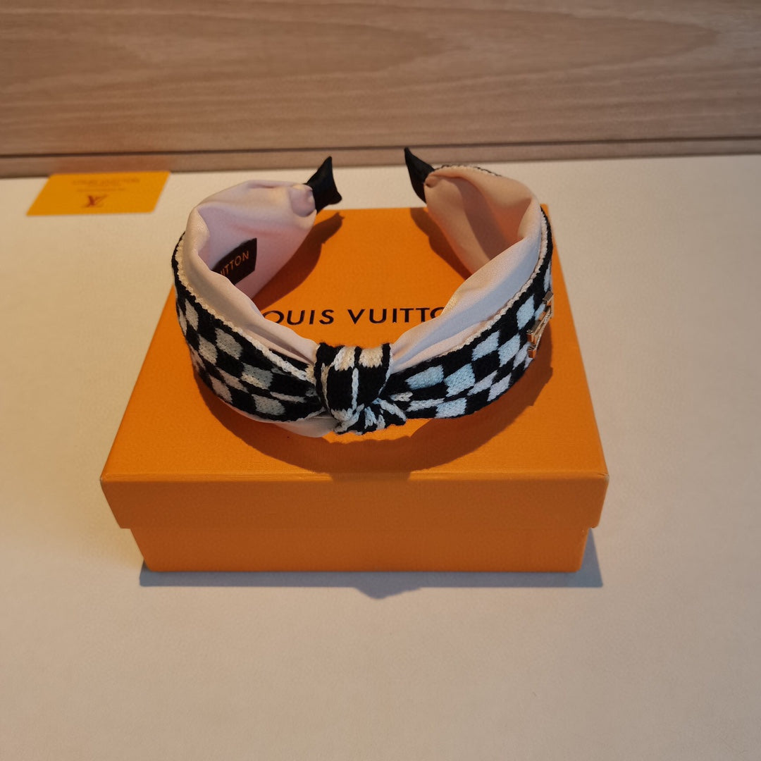EN - Luxury Hair Band LUV 011