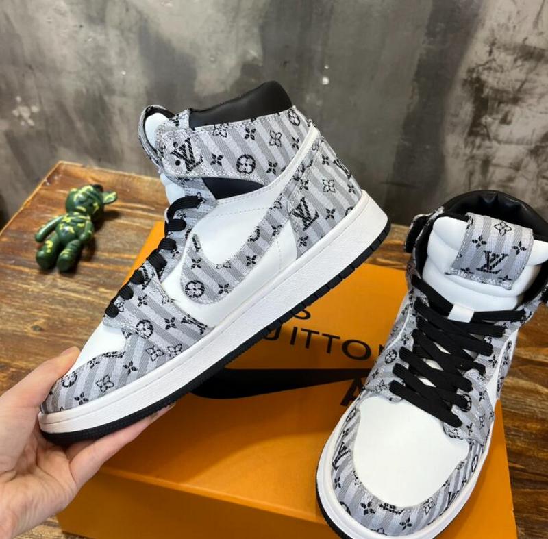 SAMC - NKE Shoes - 377