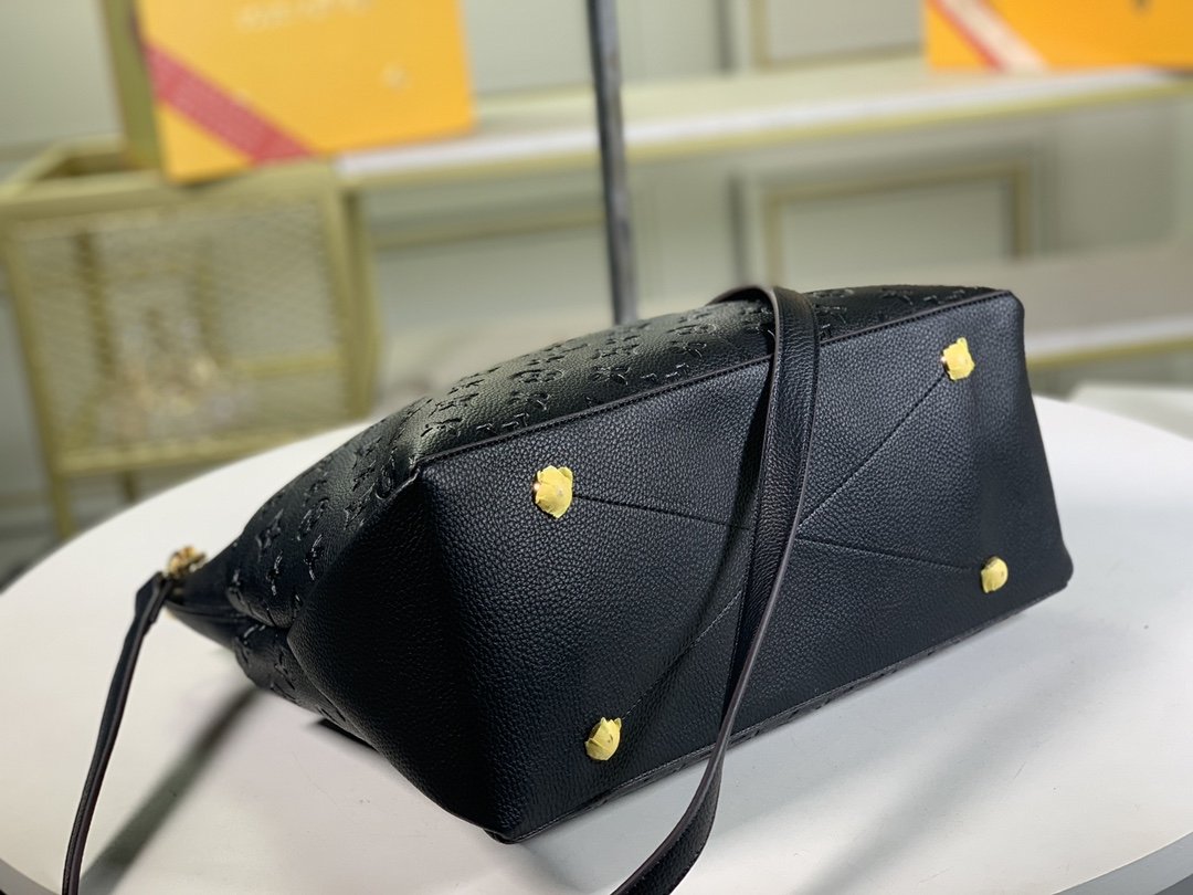 EN - New Arrival Bags LUV 112
