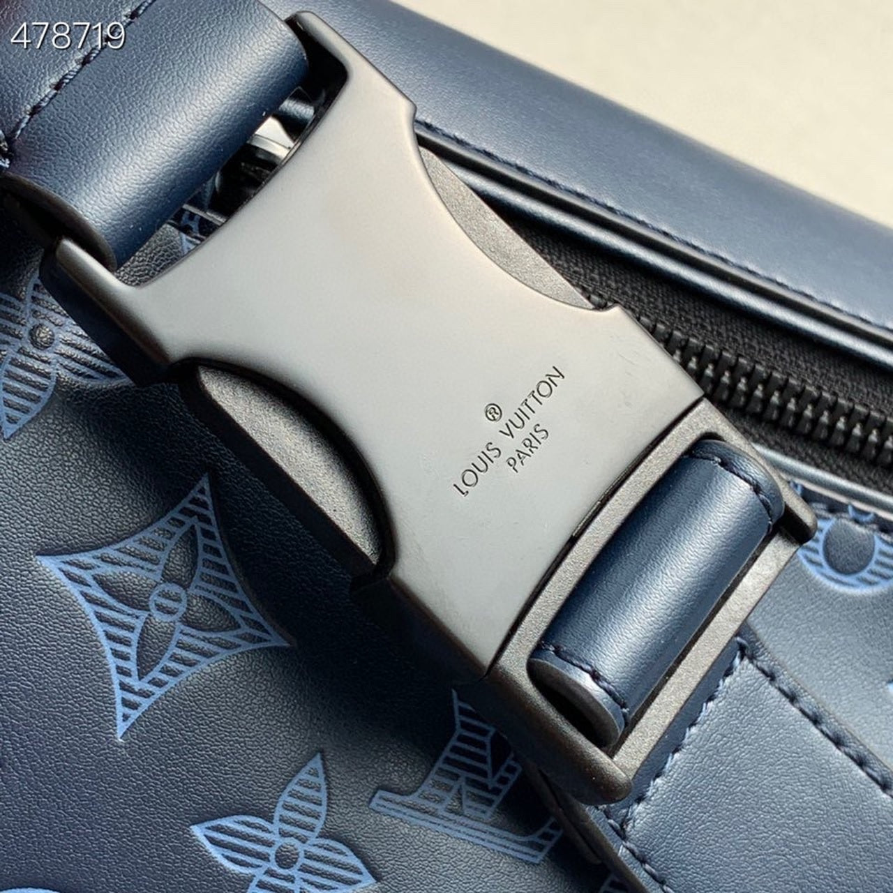 LV GLAMIscovery Bumbag PM Monogram Shadow Navy Blue For Men, Belt Bags 17.3in/44cm LV M45729