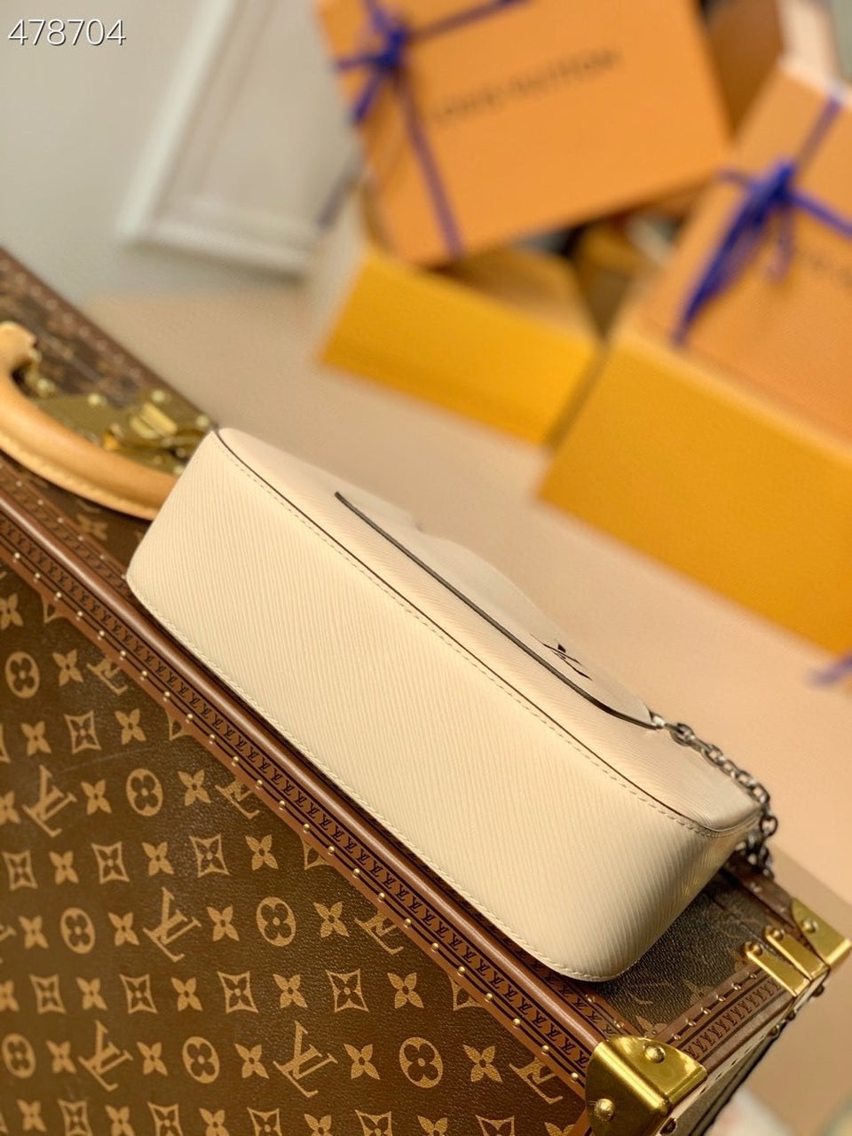 LV Marelle Epi White For Women, WomenÃ¢â‚¬â„¢s Handbags, Shoulder And Crossbody Bags 9.8in/25cm LV M80688