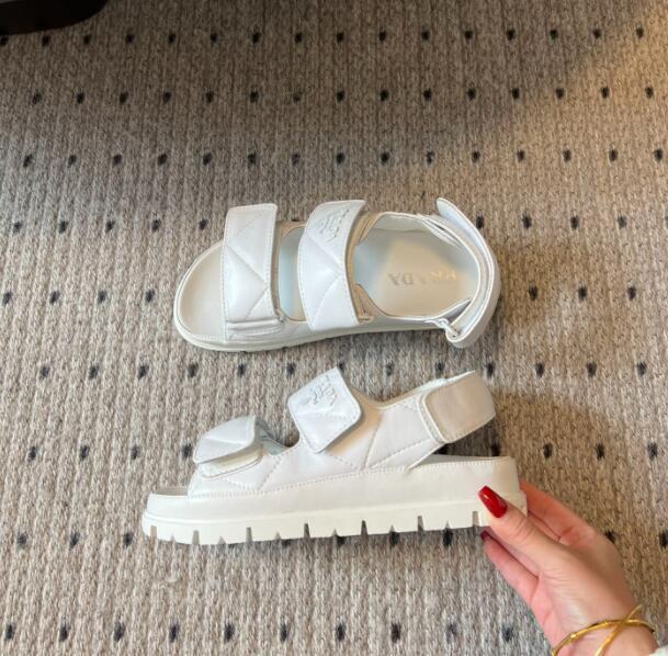 GlamyWomen Shoes - 143