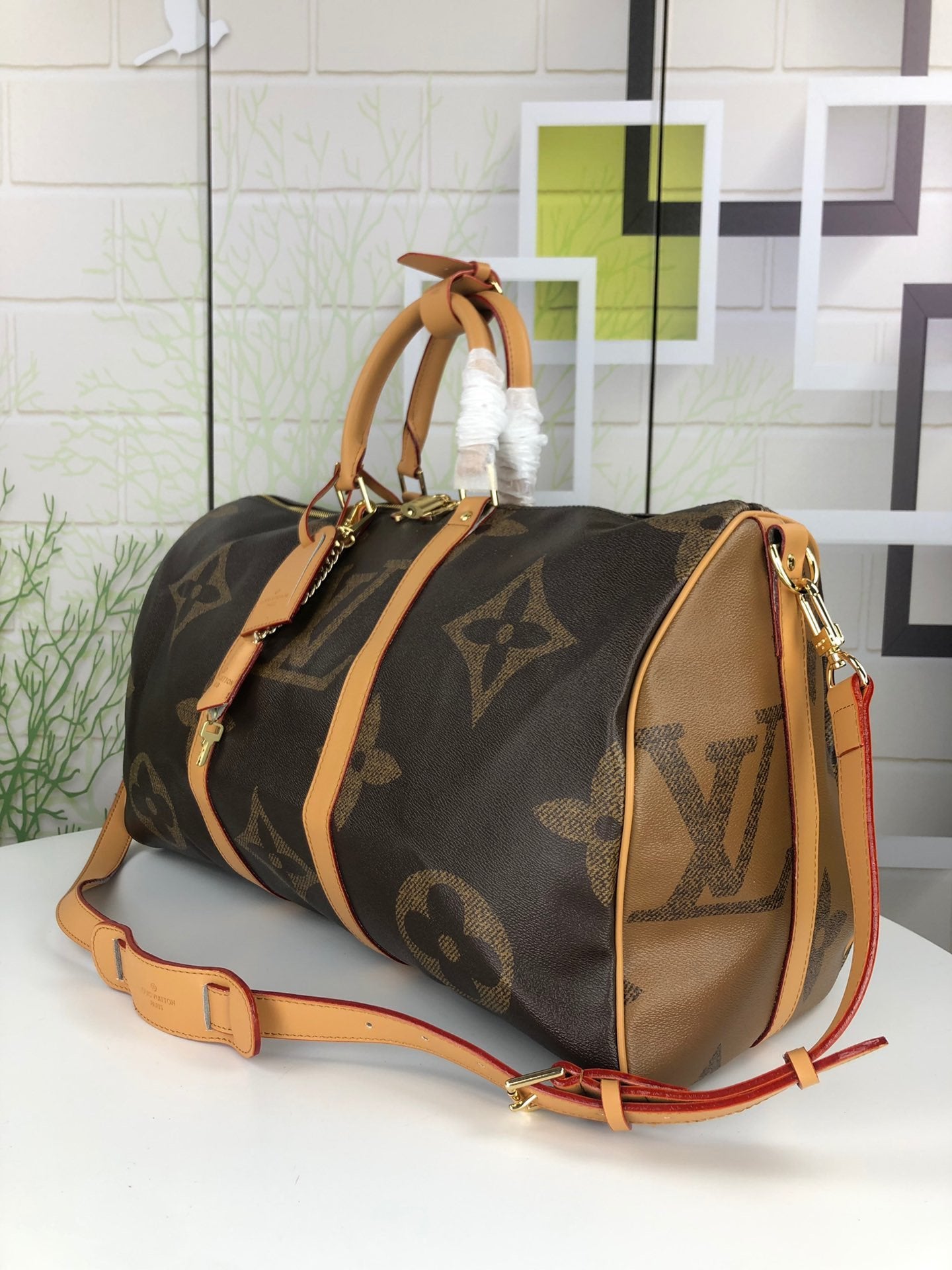 EN - New Arrival Bags LUV 031