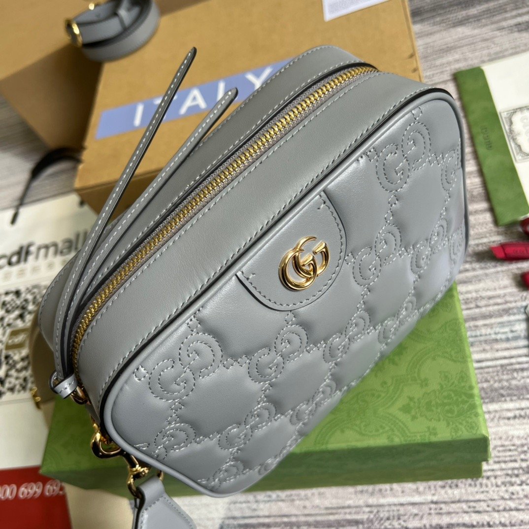 Glami Matelasse Shoulder Bag Jade Green For Women, Women’s Bags 8.5in/22cm Glami