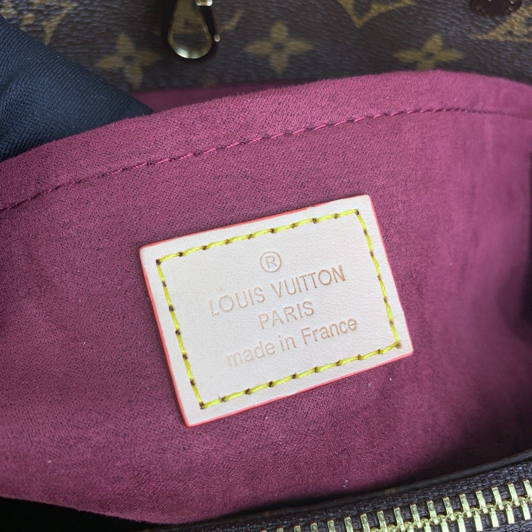 EN - New Arrival Bags LUV 298