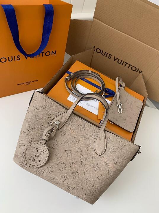 SAMC - LOV Bags - 1321