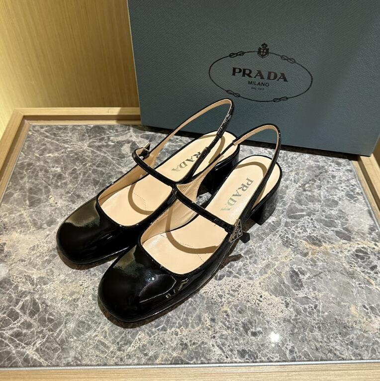 GlamyWomen Shoes - 211