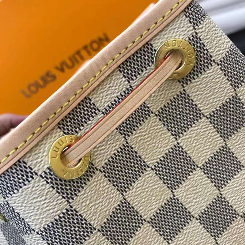 LOV2 Bags - Luxurious Bags  1095