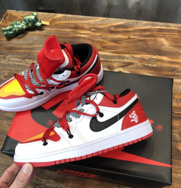 SAMC - NKE Shoes - 1076