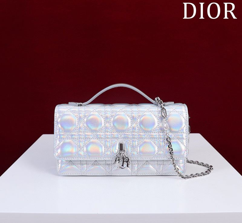 ELE - Dir Bags - 360