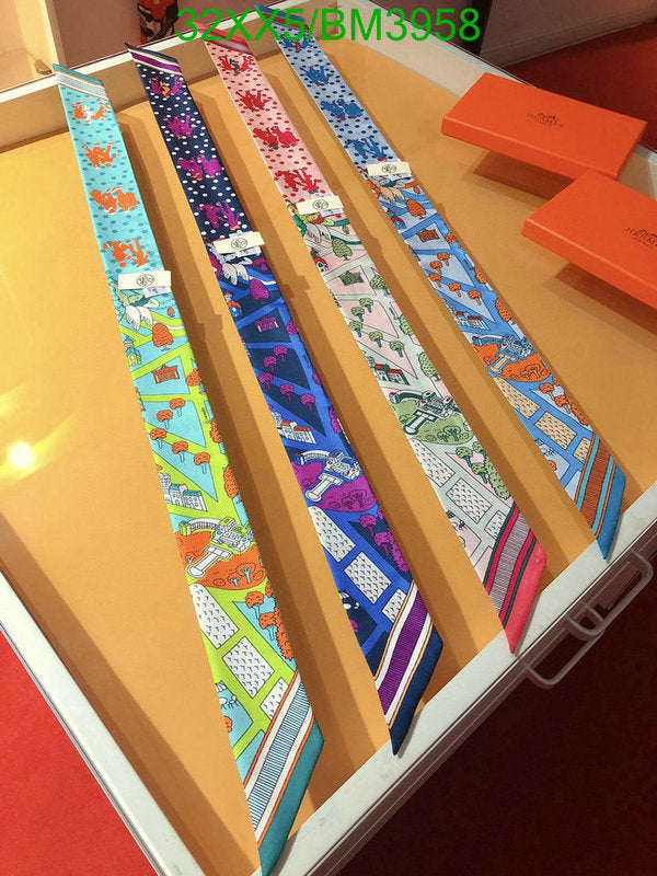 SAMC - HMS Scarves - 237
