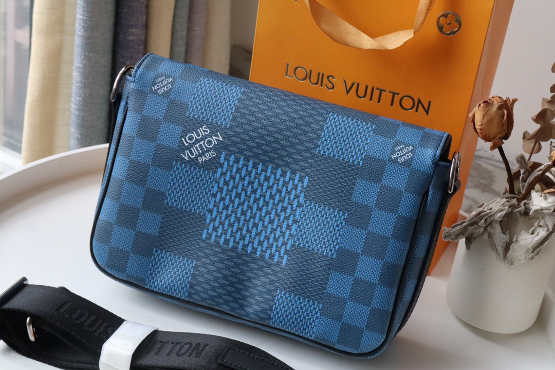 LV StuGLAMIo Messenger Damier Graphite Blue For Men, Bags, Shoulder And Crossbody Bags 9.3in/25.3cm LV N50026