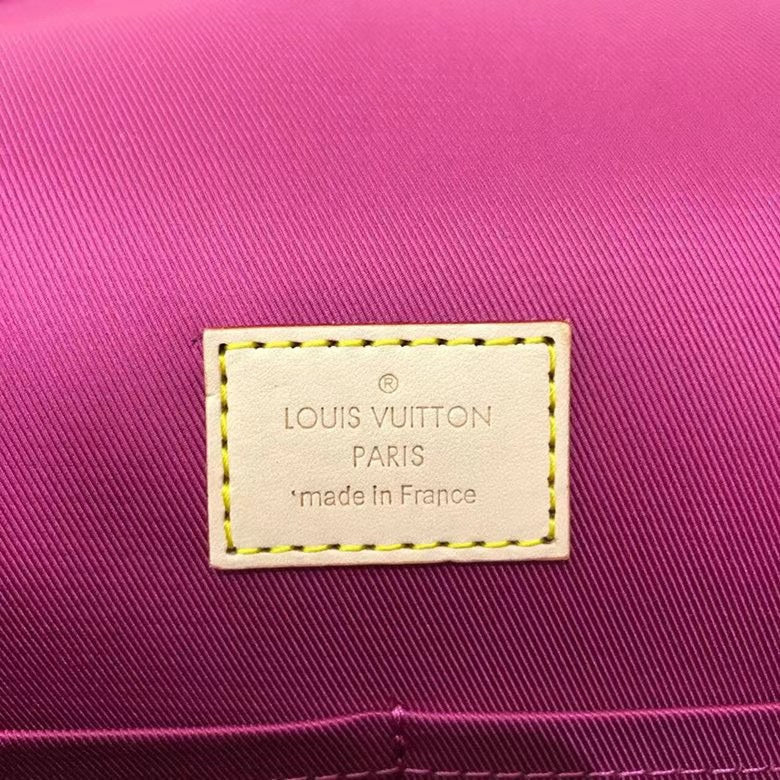 LOV2 Bags - Luxurious Bags  1258