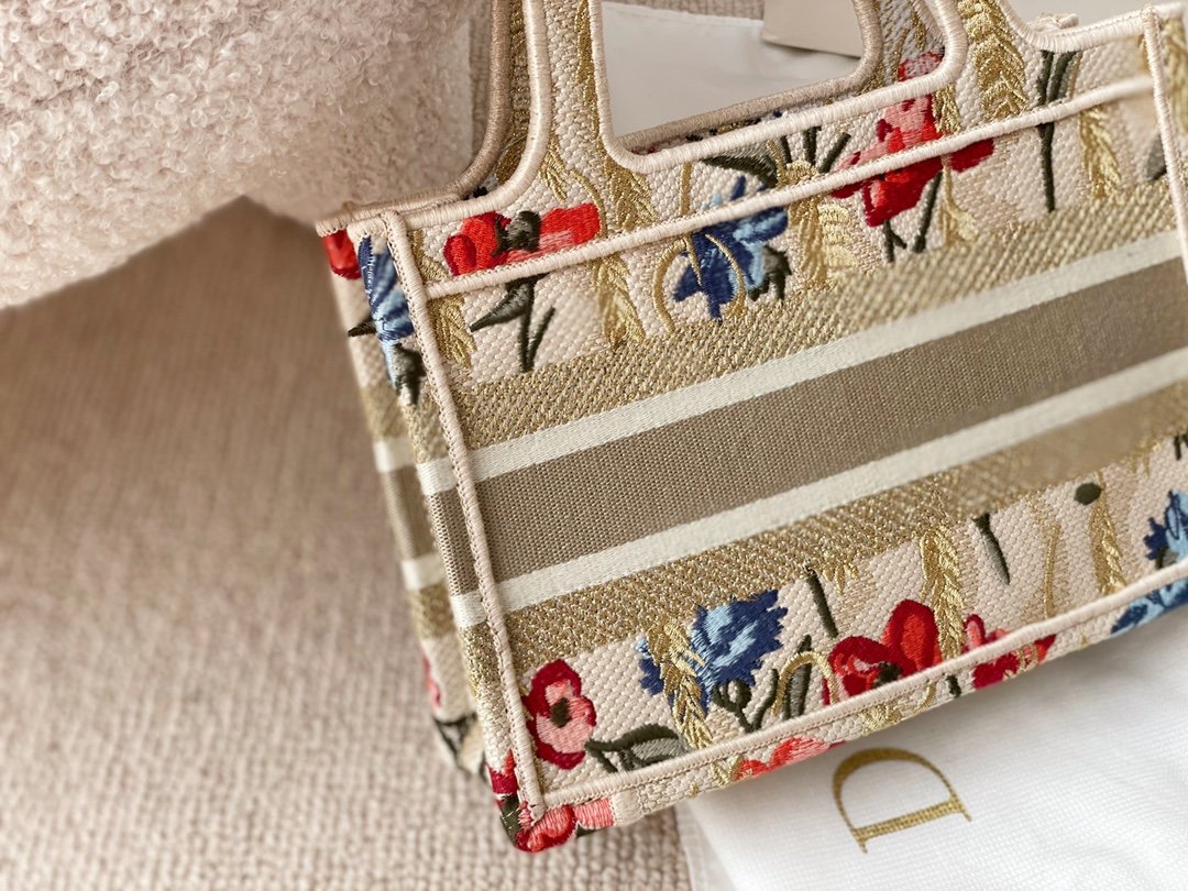 EN - NEW Arrival Bags DIR 208
