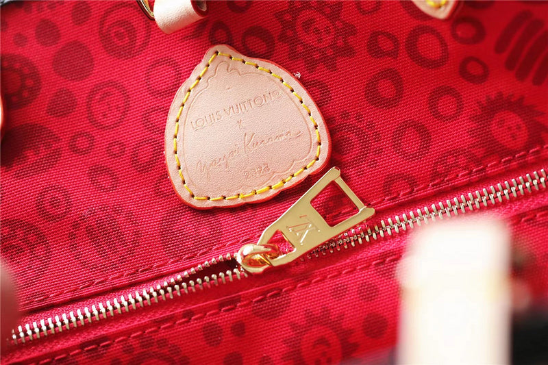 ELE - LUV Bags - 440