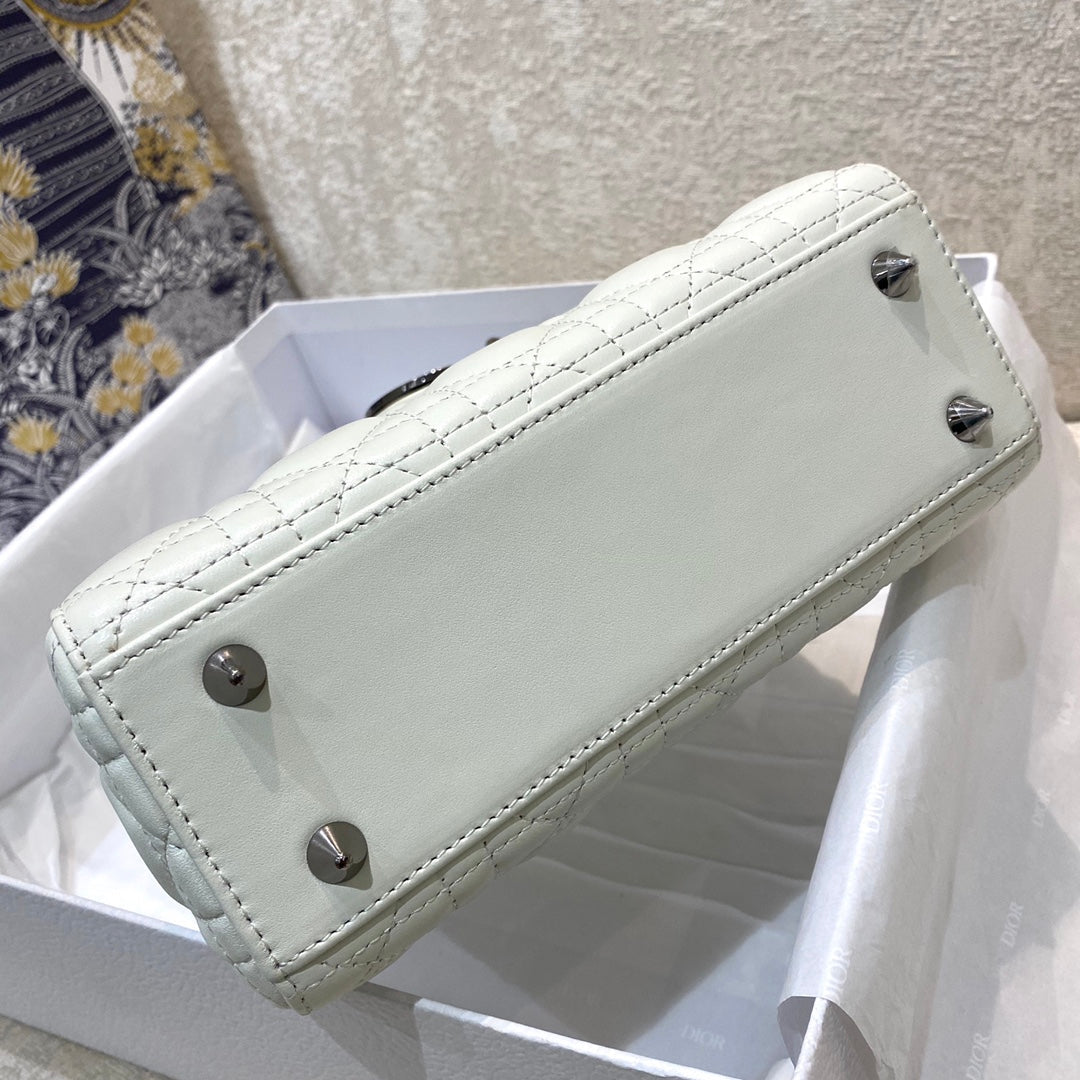 GLAMI Small Lady Bag Silver Hardware, White, For Women WomenÃ¢â‚¬â„¢s Handbags, Crossbody Bags, 20cm CD