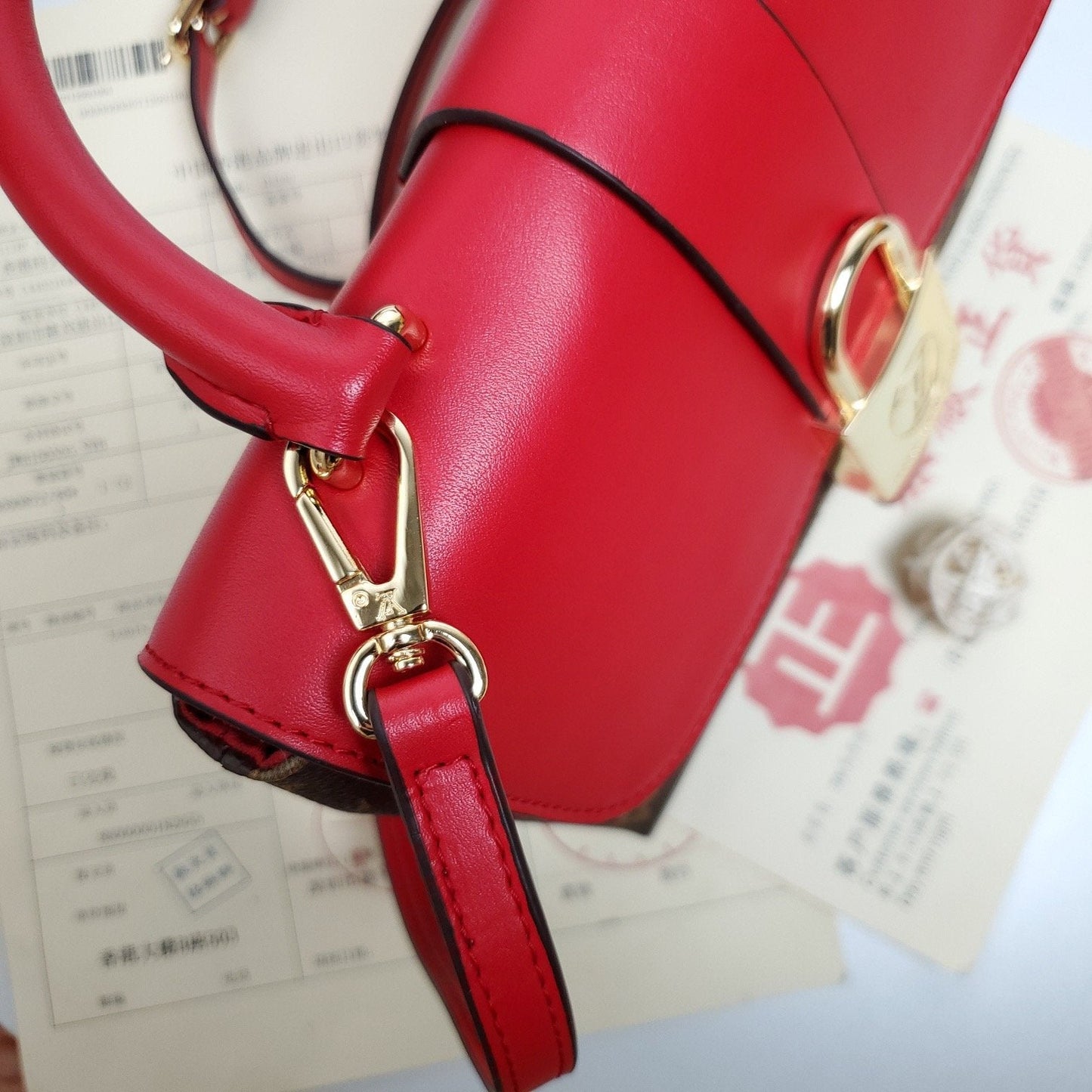 EN - New Arrival Bags LUV 215