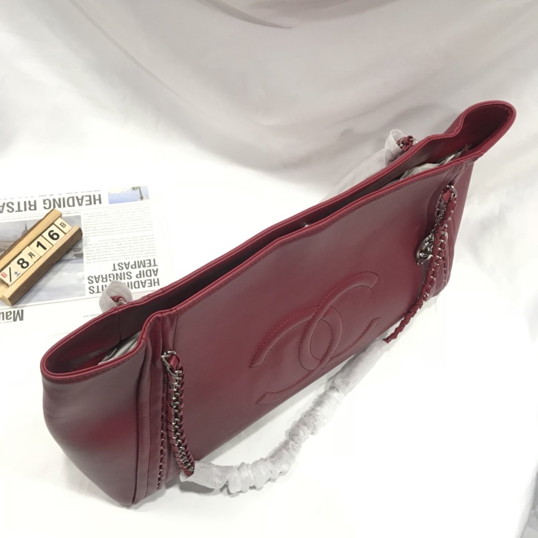 Designer bags by Chanel 211