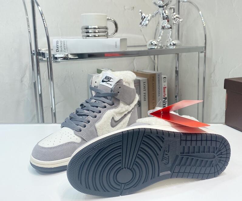 SAMC - NKE Shoes - 729