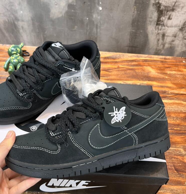 SAMC - NKE Shoes - 812