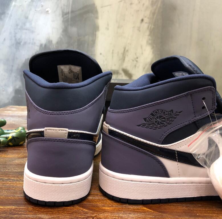 SAMC - NKE Shoes - 1865