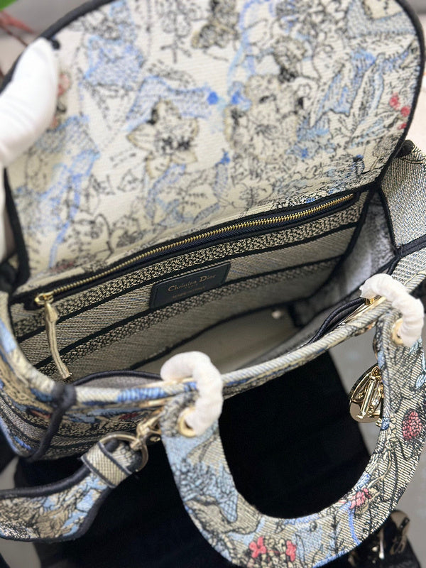 ELE - Dir Bags - 077