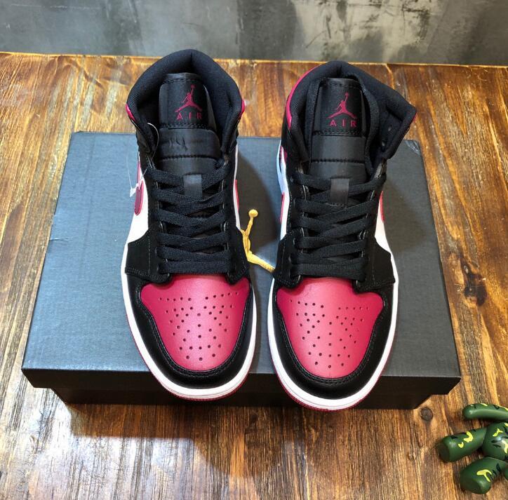 SAMC - NKE Shoes - 1797