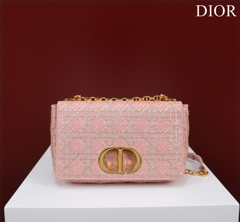 Glami Fashion - DIR Bags - 2011