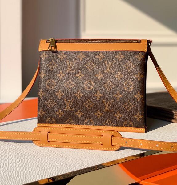 SAMC - LOV Bags - 3008