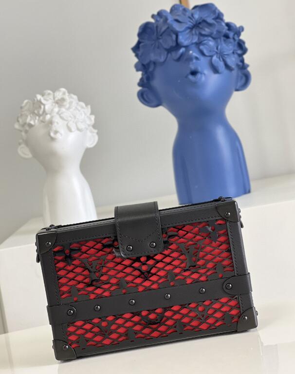 SAMC - LOV Bags - 1810