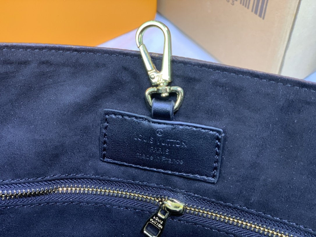 EN - New Arrival Bags LUV 105