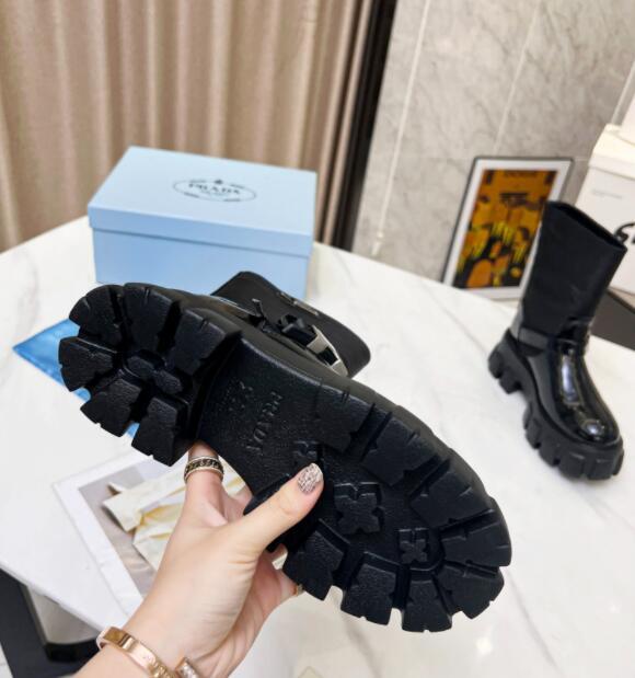 GlamyWomen Shoes - 375