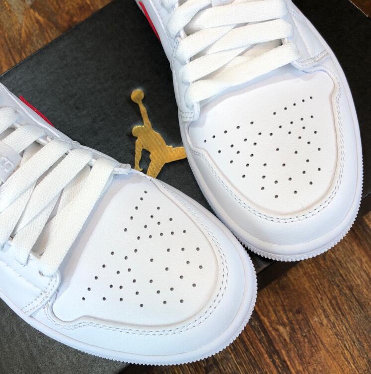 SAMC - NKE Shoes - 1824