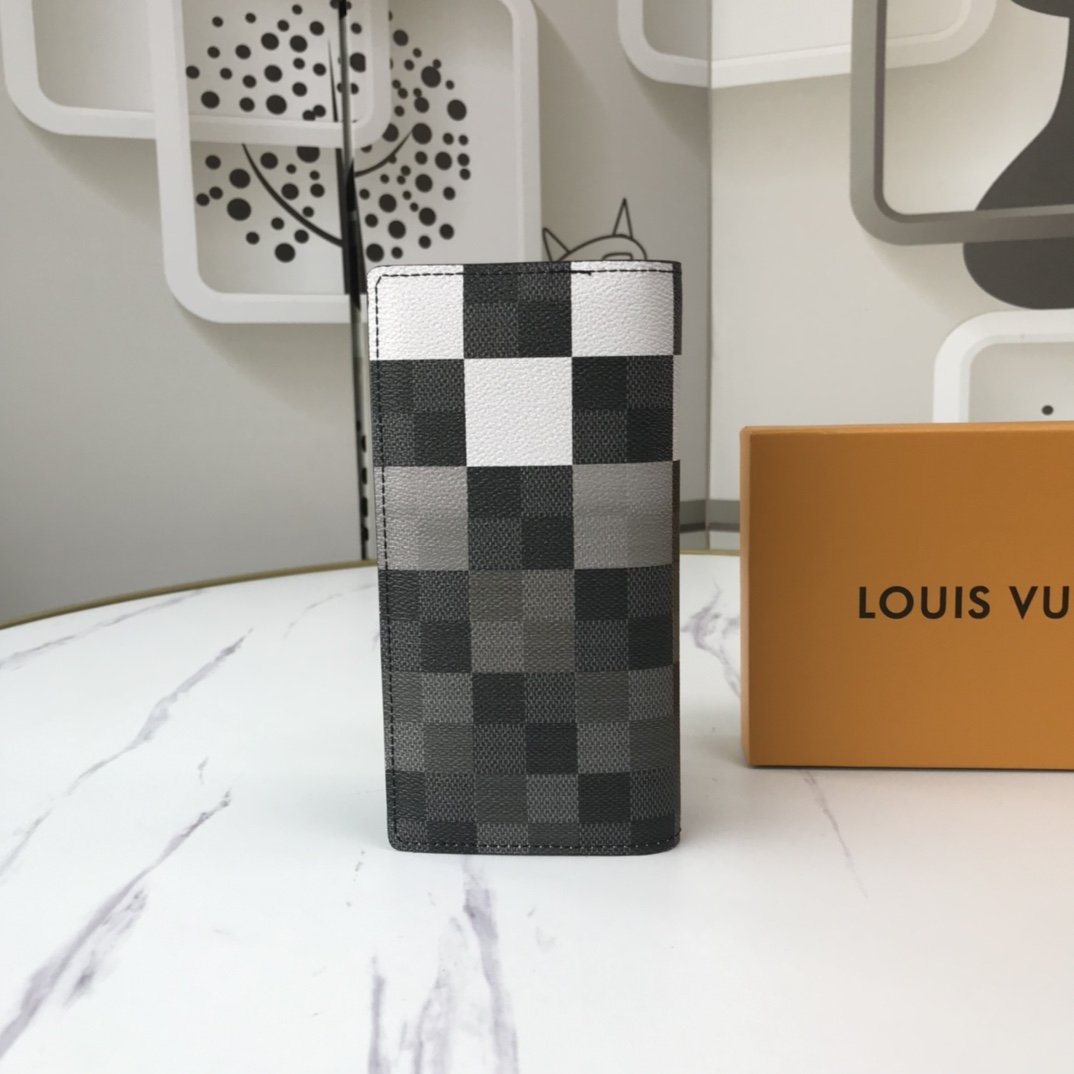 EN - New Arrival Wallet LUV 051