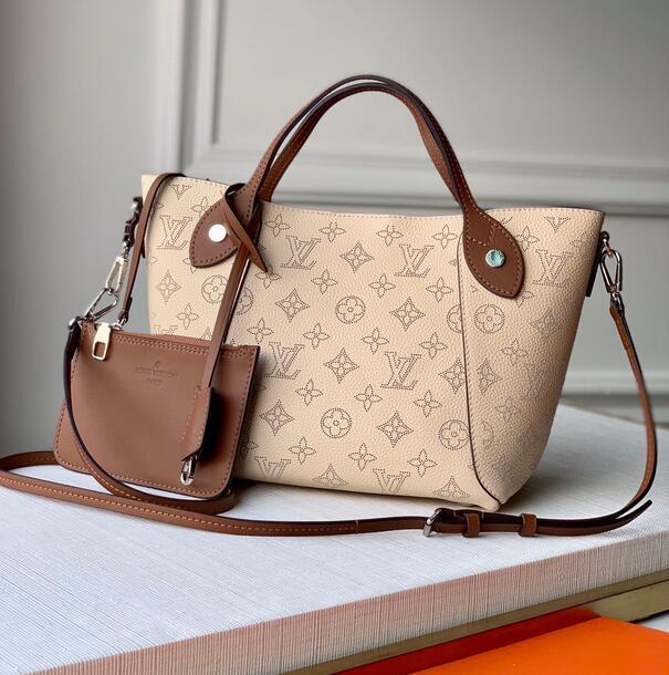 SAMC - LOV Bags - 2974