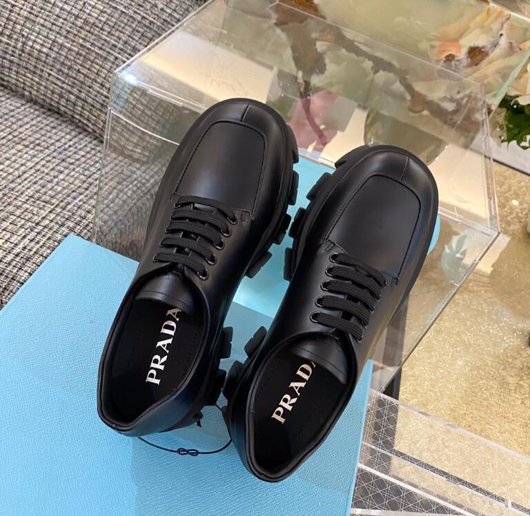 GlamyWomen Shoes - 677