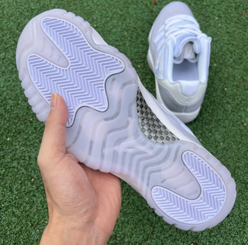 SAMC - NKE Shoes - 1095