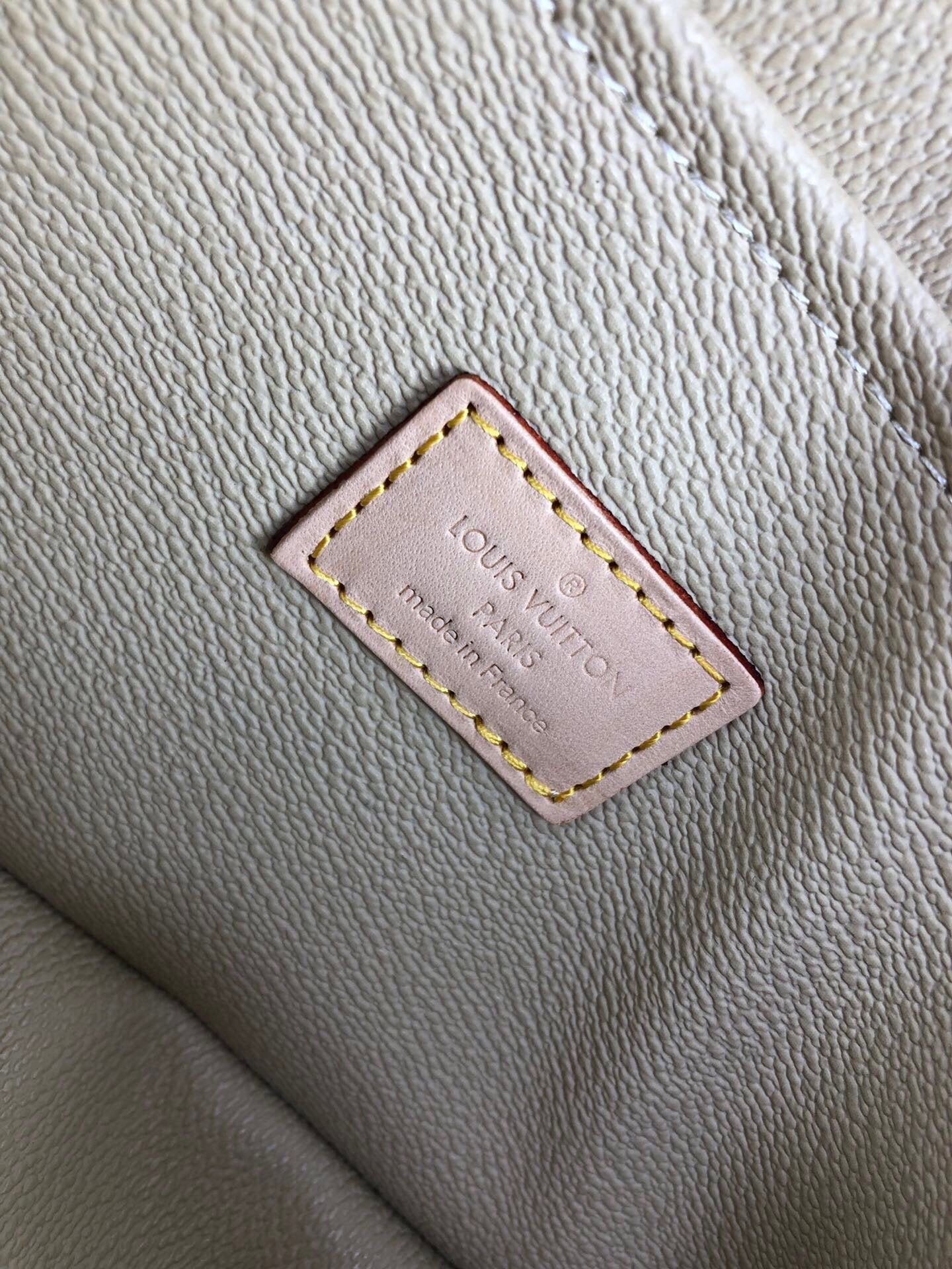EN - New Arrival Bags LUV 023