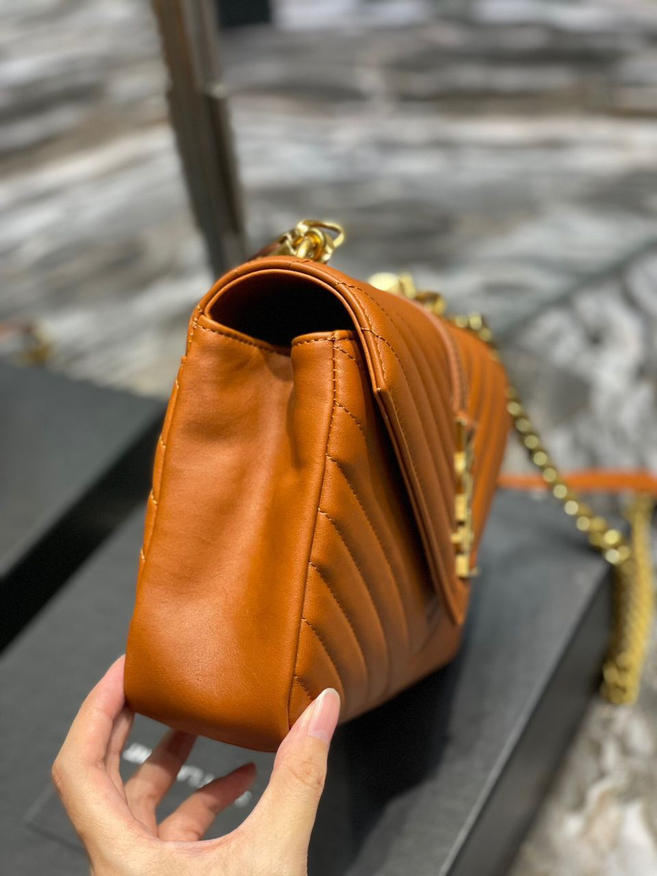 GLAMI College MeGLAMIum Chain Bag Brown Gold Toned Hardware For Women 9.4in/24cm YSL 600279BRM076309